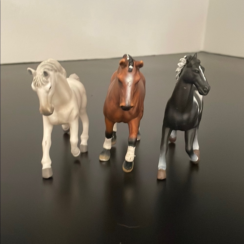 Horse Action Figures Set - White, Brown, and Black